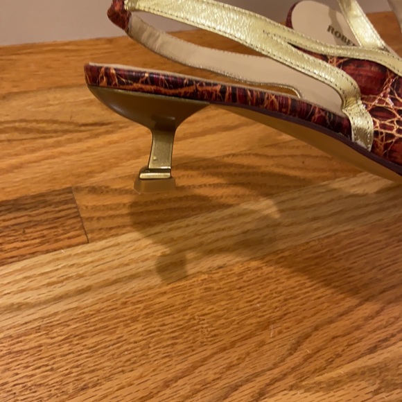 Roberto Rinaldi Leather Slingback Kitten Heels - Picture 8 of 14